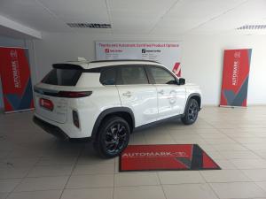 Toyota Urban Cruiser 1.5 XR manual - Image 2