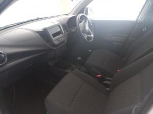 Toyota Vitz 1.0 - Image 7