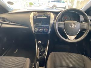 Toyota Yaris 1.5 Xi - Image 6
