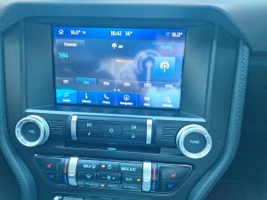 Ford Mustang 5.0 GT fastback - Image 14