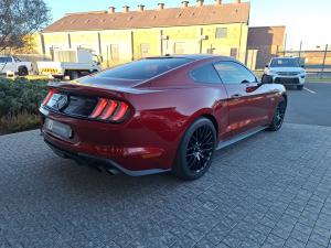 Ford Mustang 5.0 GT fastback - Image 2