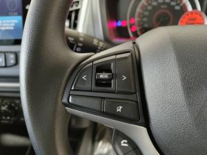 Toyota Vitz 1.0 XR manual - Image 9