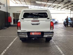 Toyota Hilux 2.8GD-6 double cab Raider auto - Image 5