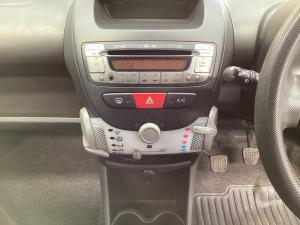 Toyota Aygo 1.0 Wild - Image 13