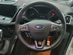 Ford Kuga 2.0T AWD ST Line - Image 8