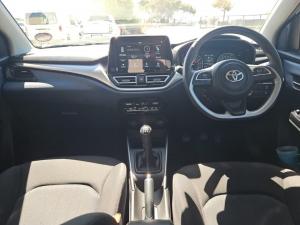 Toyota Starlet 1.5 XR manual - Image 6
