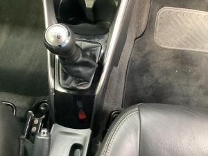 Toyota Yaris 1.5 Cross - Image 12