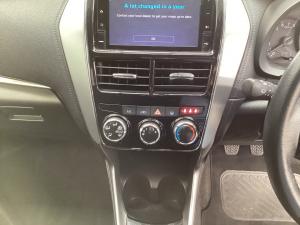 Toyota Yaris 1.5 Cross - Image 15