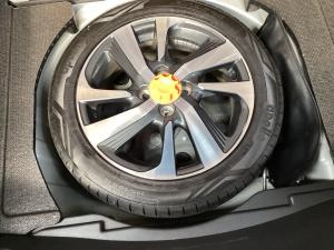 Toyota Yaris 1.5 Cross - Image 22