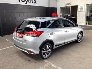 Toyota Yaris 1.5 Cross - Image 2
