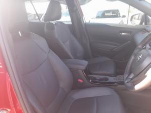 Toyota Corolla Cross 1.8 GR-Sport - Image 15