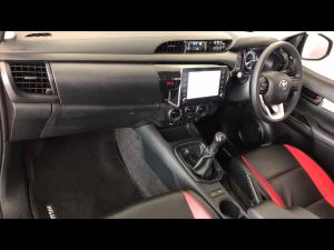 Toyota Hilux 2.4GD-6 double cab Raider manual - Image 7
