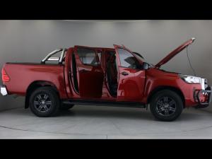 Toyota Hilux 2.4GD-6 double cab Raider manual - Image 15