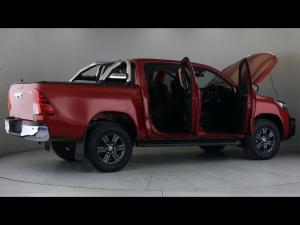 Toyota Hilux 2.4GD-6 double cab Raider manual - Image 16