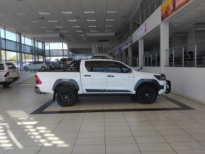 Toyota Hilux 2.8GD-6 double cab 4x4 Legend auto - Image 3