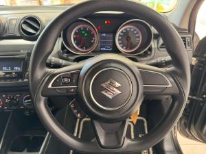 Suzuki Swift 1.2 GL - Image 10
