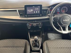 Kia Rio hatch 1.4 LS - Image 10