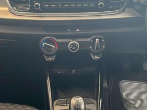 Kia Rio hatch 1.4 LS - Image 14