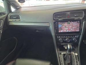 Volkswagen Golf VII GTi 2.0 TSI DSG - Image 20