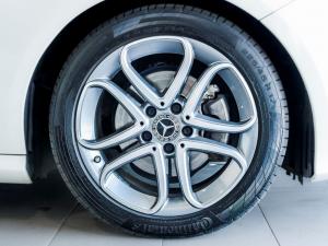 Mercedes-Benz A 220d Urban automatic - Image 16