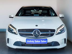 Mercedes-Benz A 220d Urban automatic - Image 2