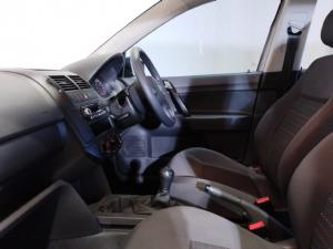 Volkswagen Polo Vivo hatch 1.4 Conceptline - Image 9