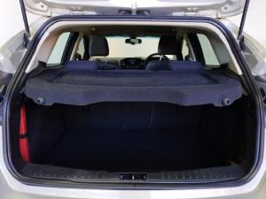 Ford Focus hatch 1.0T Ambiente - Image 6