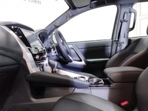 Mitsubishi Pajero Sport 2.4DI-D 4x4 - Image 9