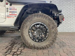 Jeep Wrangler 3.6L Rubicon - Image 8