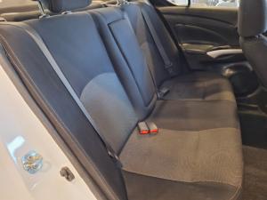 Nissan Almera 1.5 Acenta auto - Image 8