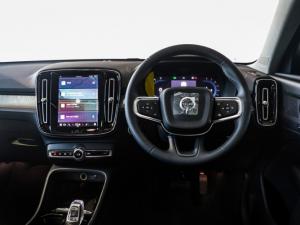 Volvo XC40 B3 Ultimate Dark - Image 20