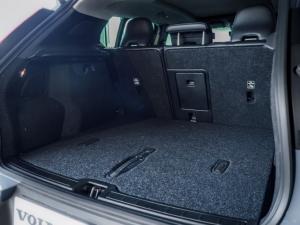 Volvo XC40 B4 Plus Dark - Image 11