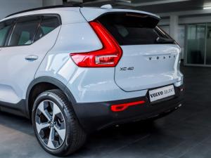 Volvo XC40 B4 Plus Dark - Image 13
