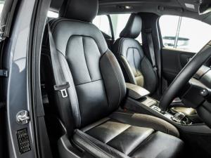 Volvo XC40 B4 Plus Dark - Image 14