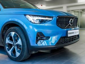 Volvo XC40 B4 Plus Dark - Image 8