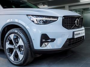 Volvo XC40 B4 Plus Dark - Image 12