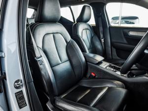 Volvo XC40 B4 Plus Dark - Image 9