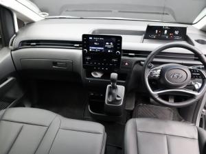 Hyundai Staria 2.2D Executive 9-seater - Image 9