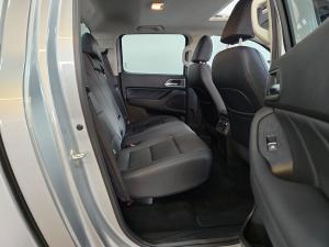 GWM P300 2.4T double cab LT 4x4 - Image 7