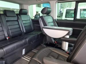 Volkswagen Caravelle 2.0BiTDI Highline 4Motion - Image 15