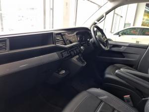 Volkswagen Caravelle 2.0BiTDI Highline 4Motion - Image 2