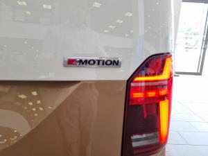 Volkswagen Caravelle 2.0BiTDI Highline 4Motion - Image 9