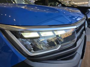 Volkswagen Amarok 2.0TDI 110kW double cab - Image 11