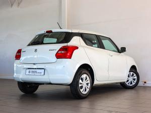 Suzuki Swift 1.2 GL auto - Image 19