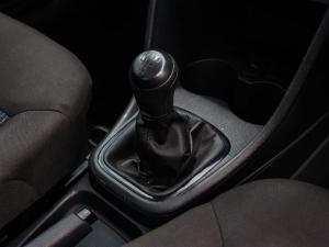 Volkswagen Polo Vivo hatch 1.4 Trendline - Image 11