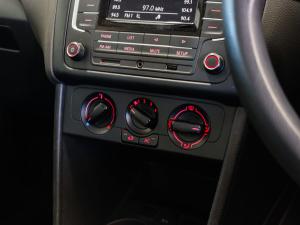 Volkswagen Polo Vivo hatch 1.4 Trendline - Image 9