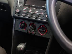 Volkswagen Polo Vivo hatch 1.6 Comfortline auto - Image 12