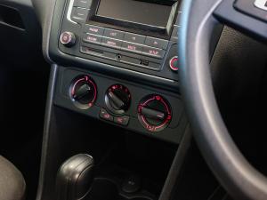 Volkswagen Polo Vivo hatch 1.6 Comfortline auto - Image 11