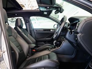 Volkswagen T-Roc 2.0TSI 4Motion R-Line - Image 14