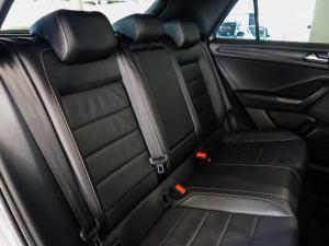Volkswagen T-Roc 2.0TSI 4Motion R-Line - Image 17